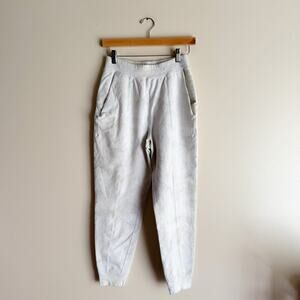 Lululemon White + Green LA Sweat Pant Watercolor 26" Jogger Pant Size 6 Lounge